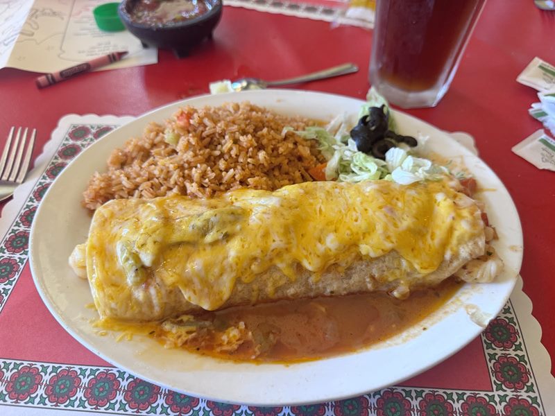Hernandez Hideaway Restaurant food