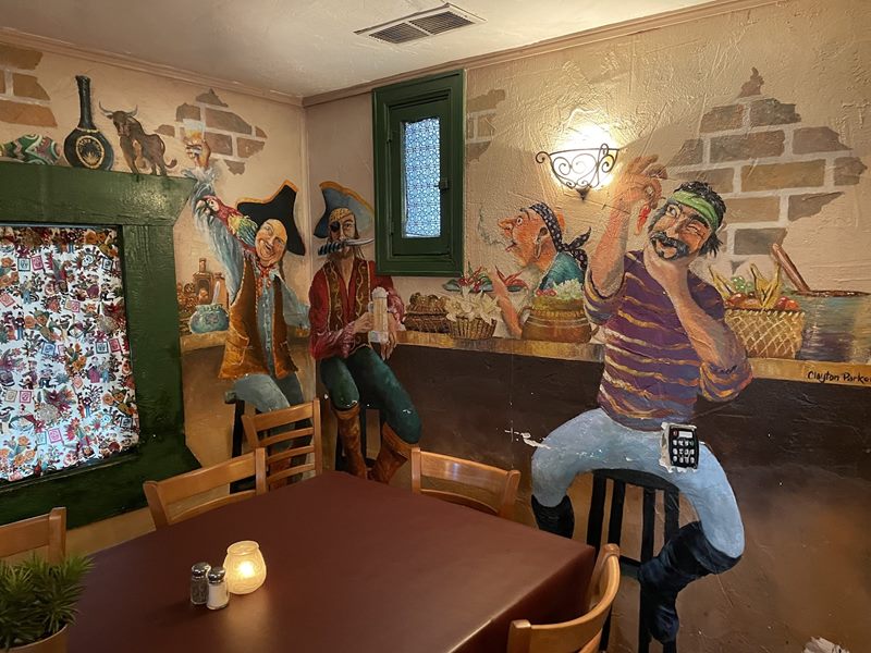 Hernandez Hideaway Restaurant interior
