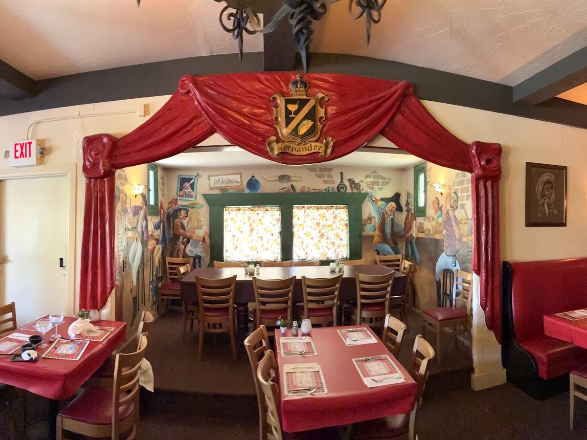 Hernandez Hideaway Restaurant